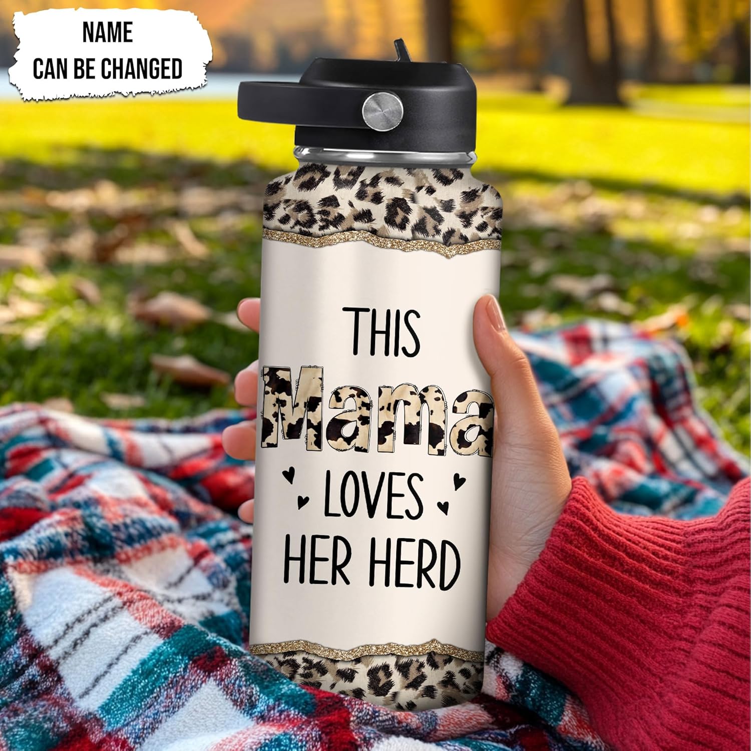 “This Mama Loves Her Herd” Highland Cow Water Bottle 32oz – Personalized Stainless Steel Insulated Bottle with Leak-Proof Lid – Creative Gift for Farm Animal Lovers