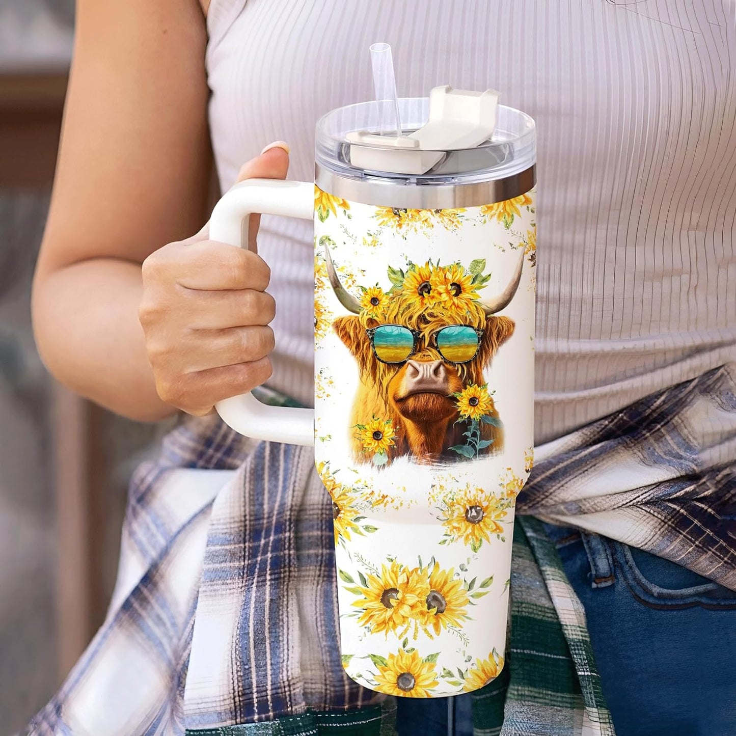 Highland Cow Tumbler 40oz with Handle & Straw – Personalized Stainless Steel Insulated Travel Cup with Lid – Fun Farm Gift for Cow Lovers