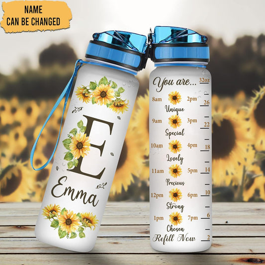 Sunflower Initial Water Bottle Tracker 32oz – Personalized Birthday Gift for Women & Sunflower Lovers
