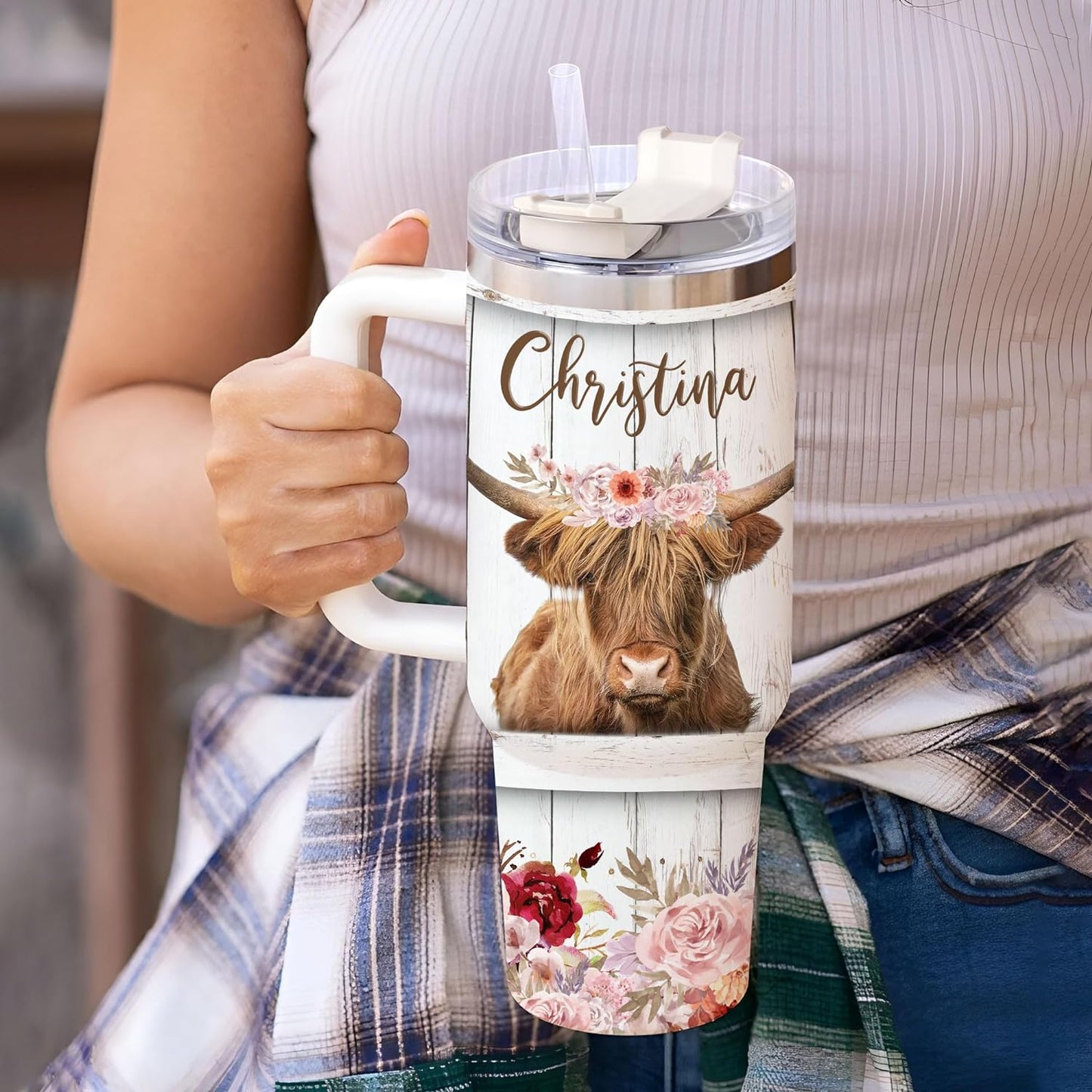 Floral Highland Cow Tumbler 40oz with Handle & Straw – Personalized Stainless Steel Travel Cup with Lid – Unique Gift for Farm Animal Lovers