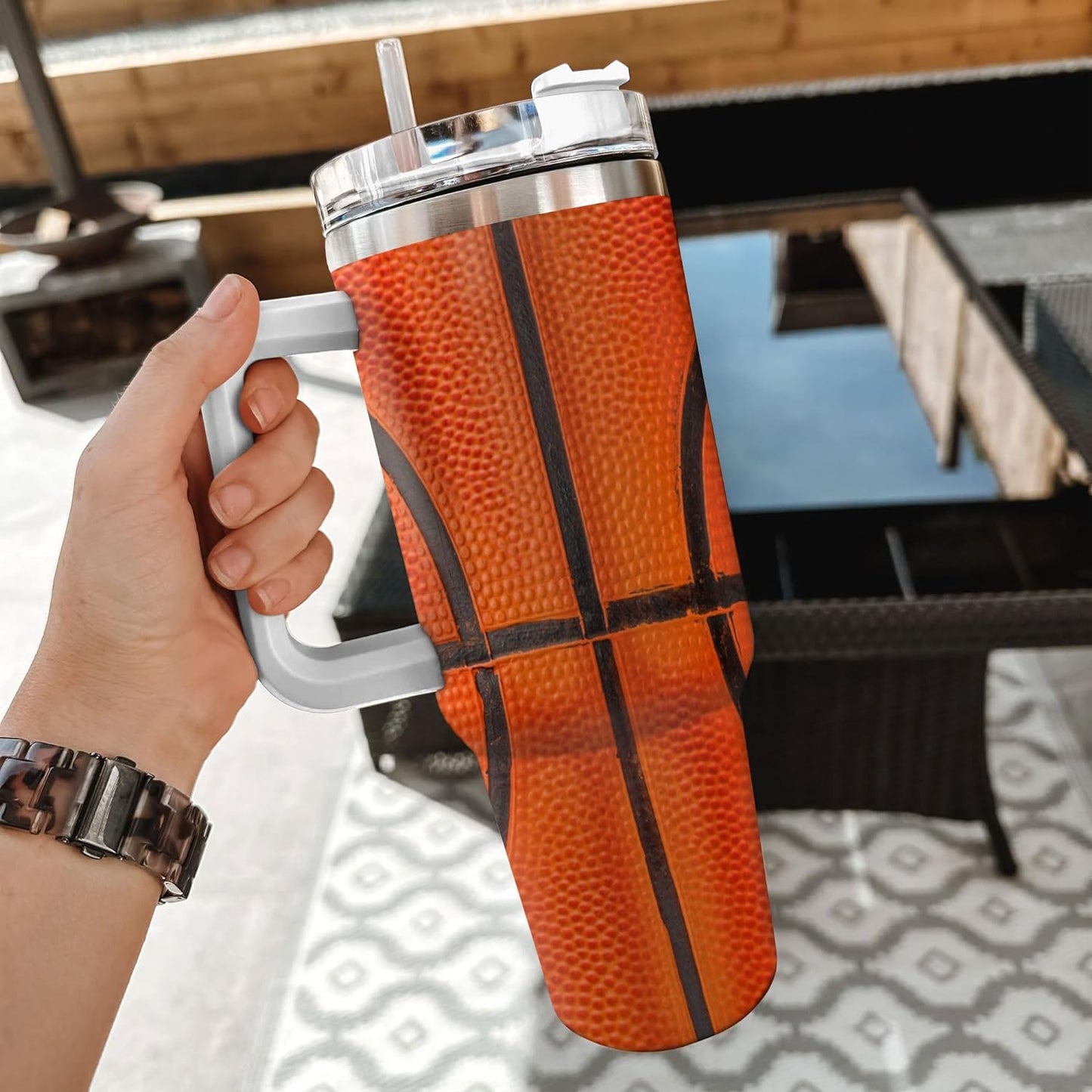 Basketball Texture Tumbler 40oz – Personalized Stainless Steel Insulated Cup with Handle & Straw – Fun Gift for Basketball Players & Fans